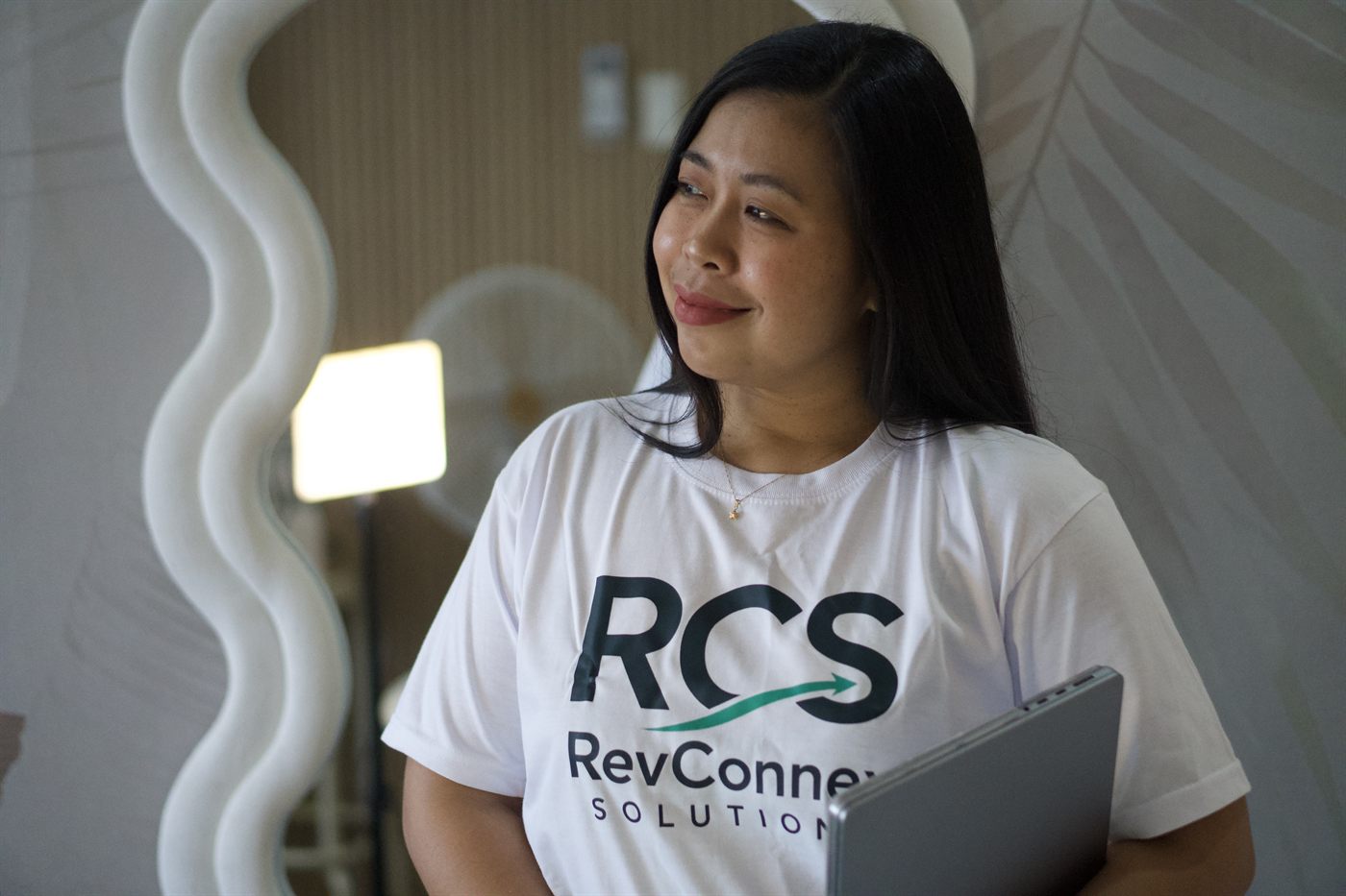 A RevConnex-trained Medical VA, ready for U.S. healthcare clients
